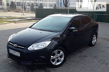 Седан Ford Focus 2014 в 