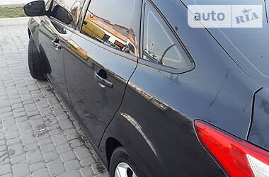 Седан Ford Focus 2014 в 