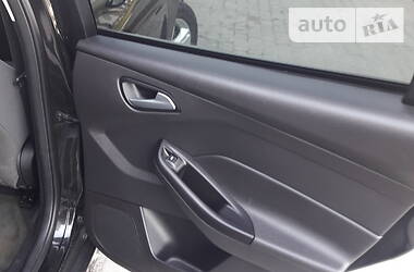 Седан Ford Focus 2014 в 