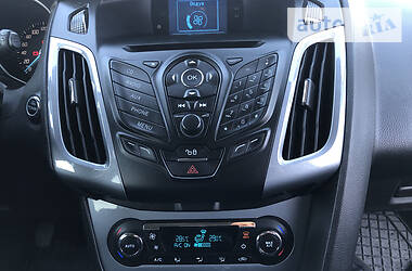 Універсал Ford Focus 2011 в 