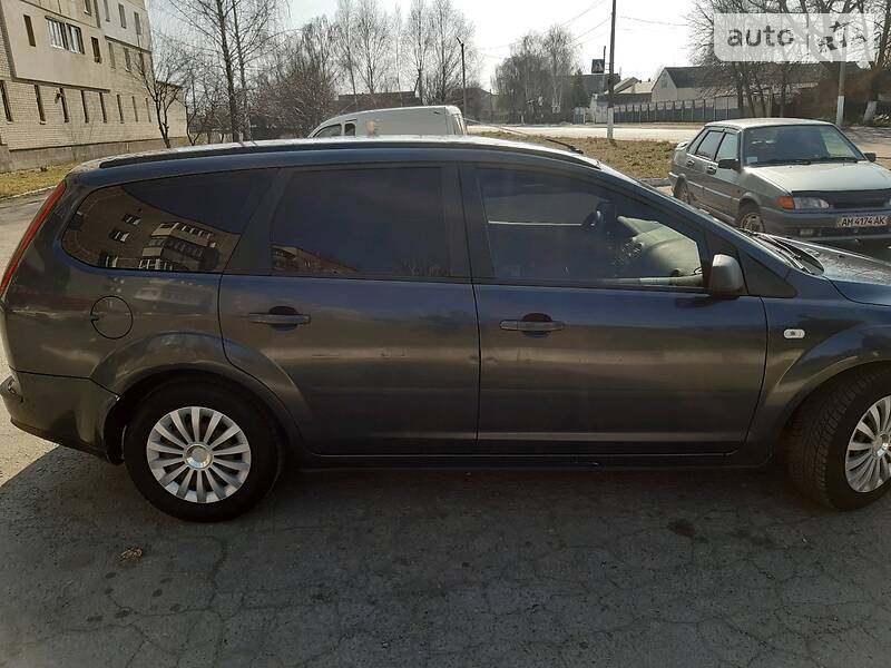 Універсал Ford Focus 2006 в Звягелі