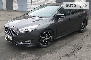 Седан Ford Focus 2015 в 