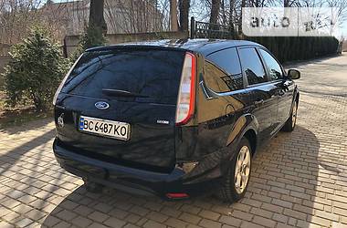 Универсал Ford Focus 2010 в 