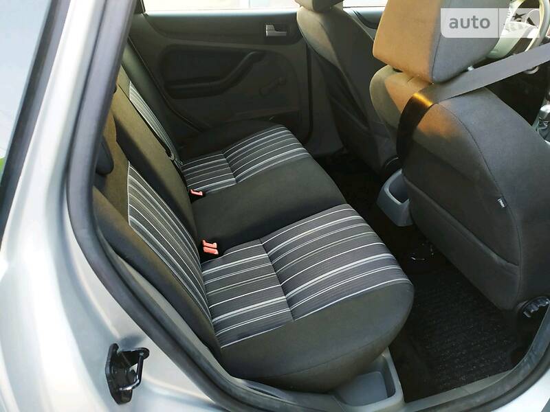 Універсал Ford Focus 2008 в Камені-Каширському фото 30 Універсал Ford Focus 2008 в Камені-Каширському