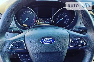 Хетчбек Ford Focus 2016 в 