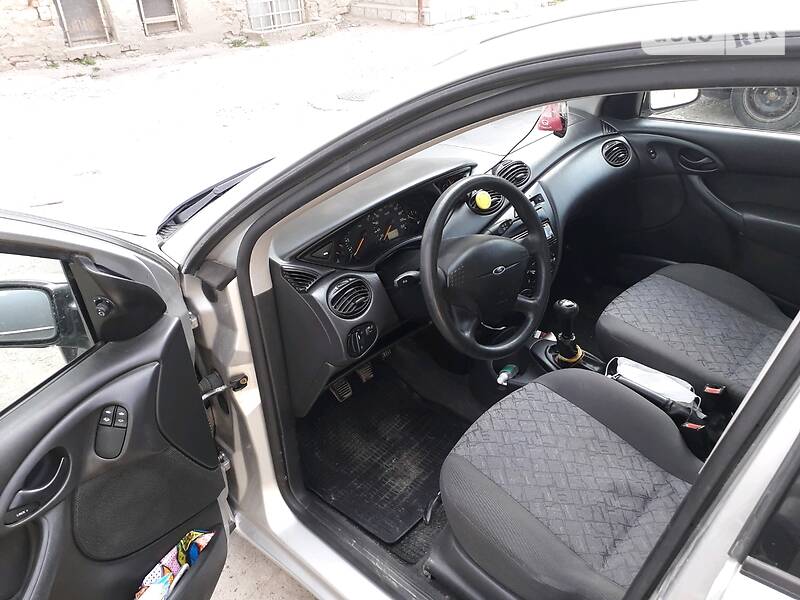Седан Ford Focus 2001 в Тернополі