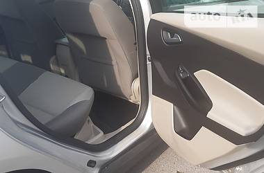 Седан Ford Focus 2014 в 