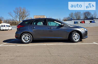 Хетчбек Ford Focus 2016 в 