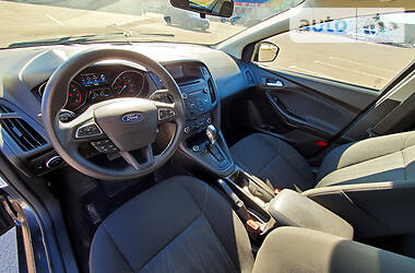 Хетчбек Ford Focus 2016 в 