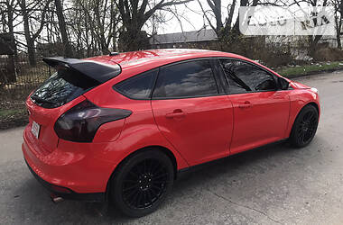 Хетчбек Ford Focus 2014 в 
