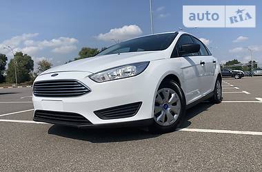 Седан Ford Focus 2016 в 