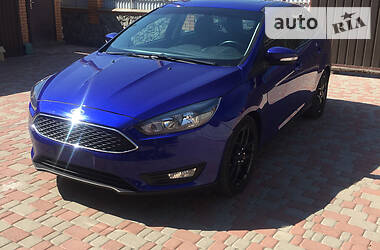 Седан Ford Focus 2015 в 