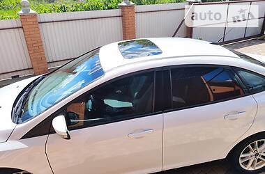 Седан Ford Focus 2016 в 