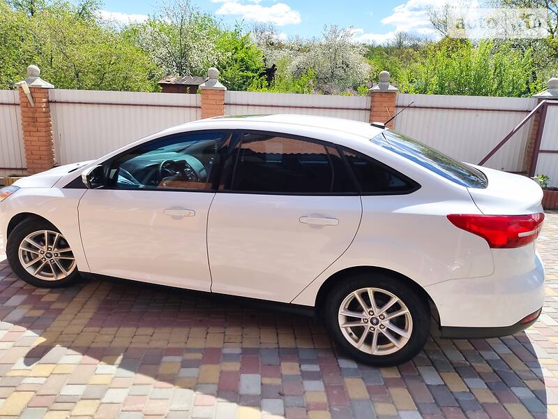 Седан Ford Focus 2016 в Фастові