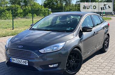 Седан Ford Focus 2016 в 