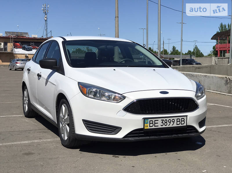Седан Ford Focus 2015 в 