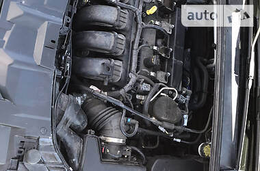 Седан Ford Focus 2015 в 