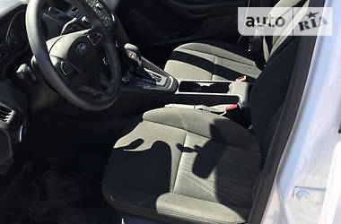 Седан Ford Focus 2015 в 