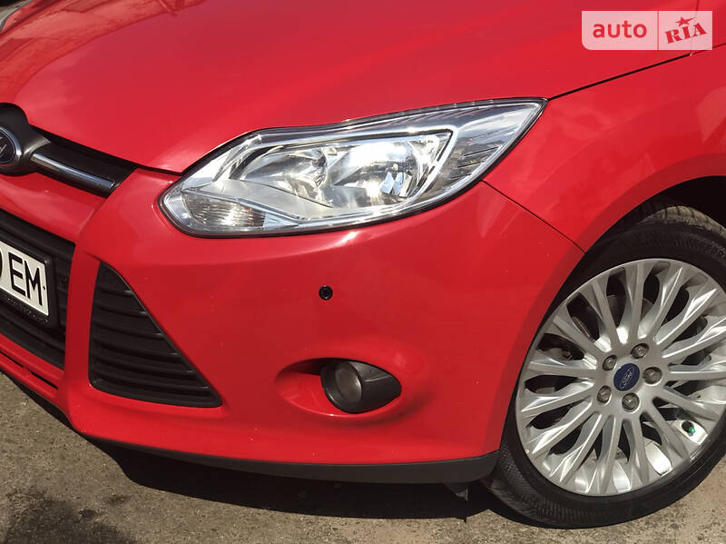 Універсал Ford Focus 2011 в 