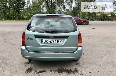 Универсал Ford Focus 2000 в Ровно