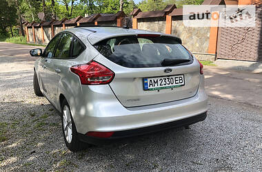 Хетчбек Ford Focus 2016 в 