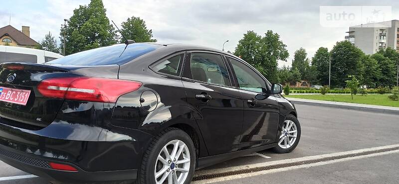 Седан Ford Focus 2017 в Луцке