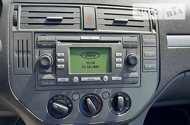 Мінівен Ford Focus 2004 в 