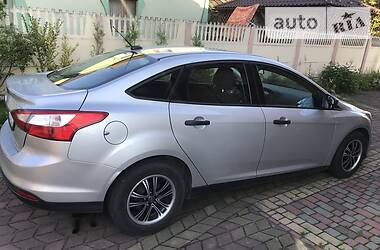 Седан Ford Focus 2012 в 