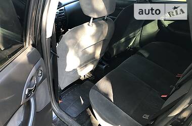 Седан Ford Focus 2003 в 