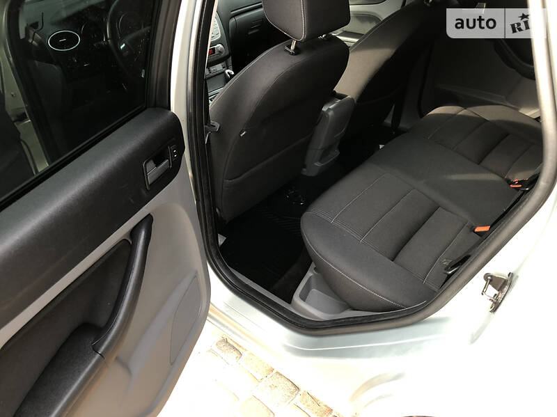 Універсал Ford Focus 2008 в Бучі