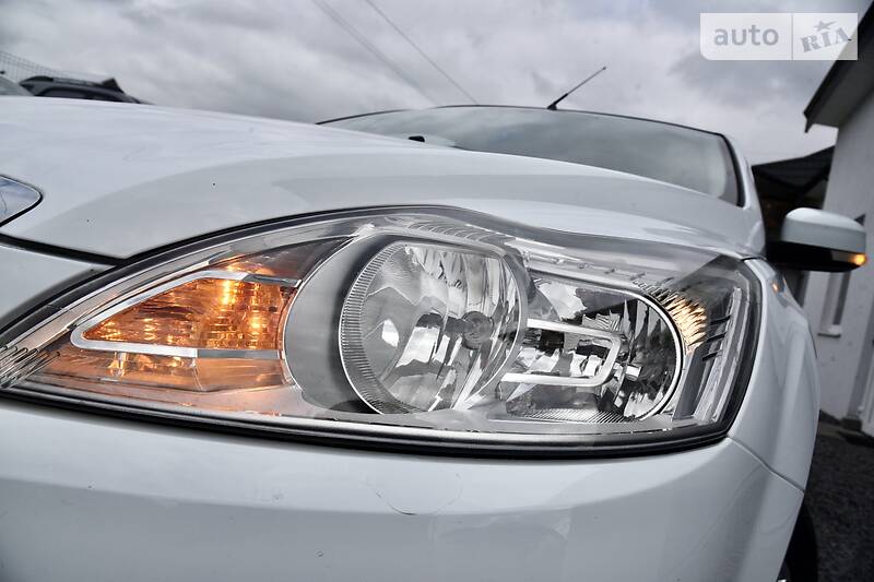 Універсал Ford Focus 2010 в Дрогобичі