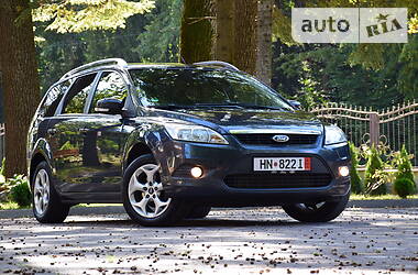 Універсал Ford Focus 2011 в 
