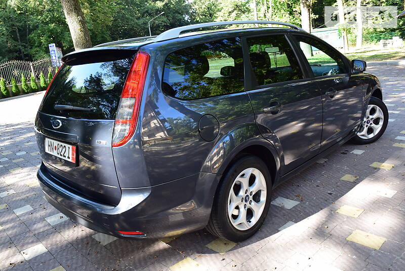 Універсал Ford Focus 2011 в Дрогобичі