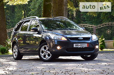 Універсал Ford Focus 2011 в 