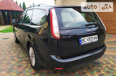 Універсал Ford Focus 2010 в 