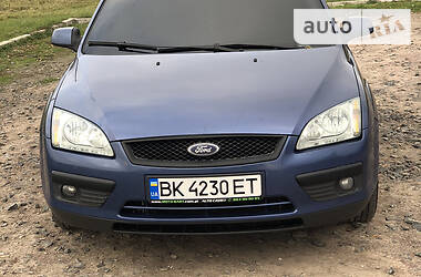 Хэтчбек Ford Focus 2006 в Ровно