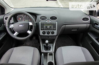 Седан Ford Focus 2005 в Херсоне