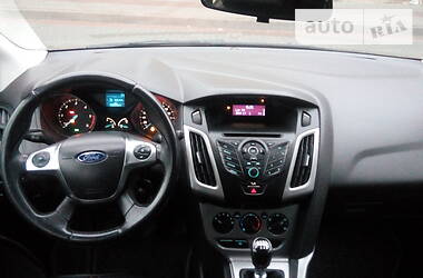 Універсал Ford Focus 2011 в 