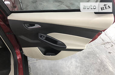 Седан Ford Focus 2016 в 