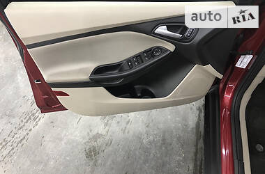 Седан Ford Focus 2016 в 