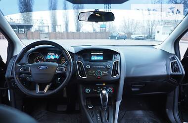 Хэтчбек Ford Focus 2015 в Запорожье