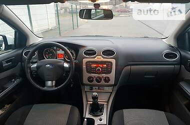 Хэтчбек Ford Focus 2010 в Киеве