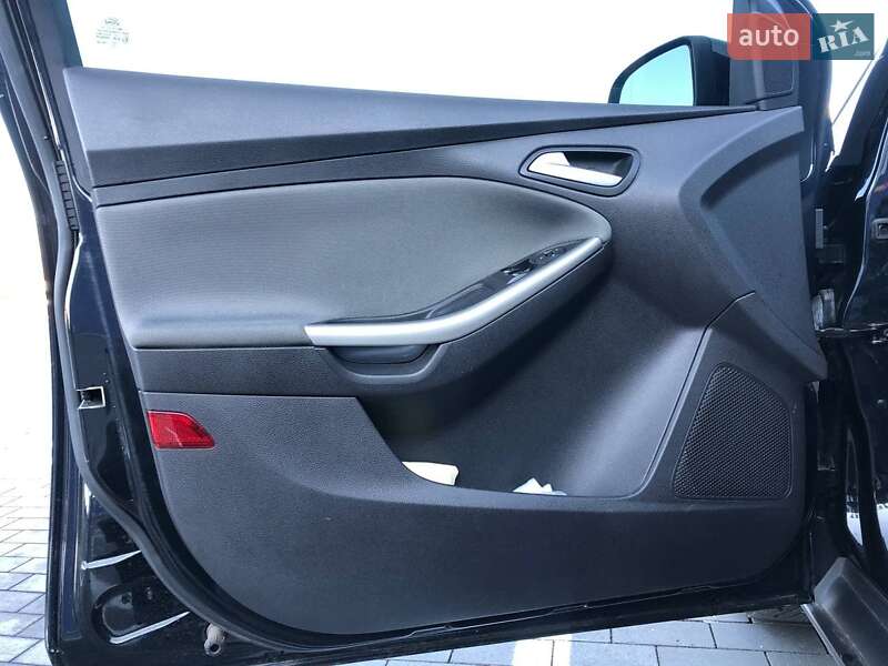 Хэтчбек Ford Focus 2012 в Николаеве