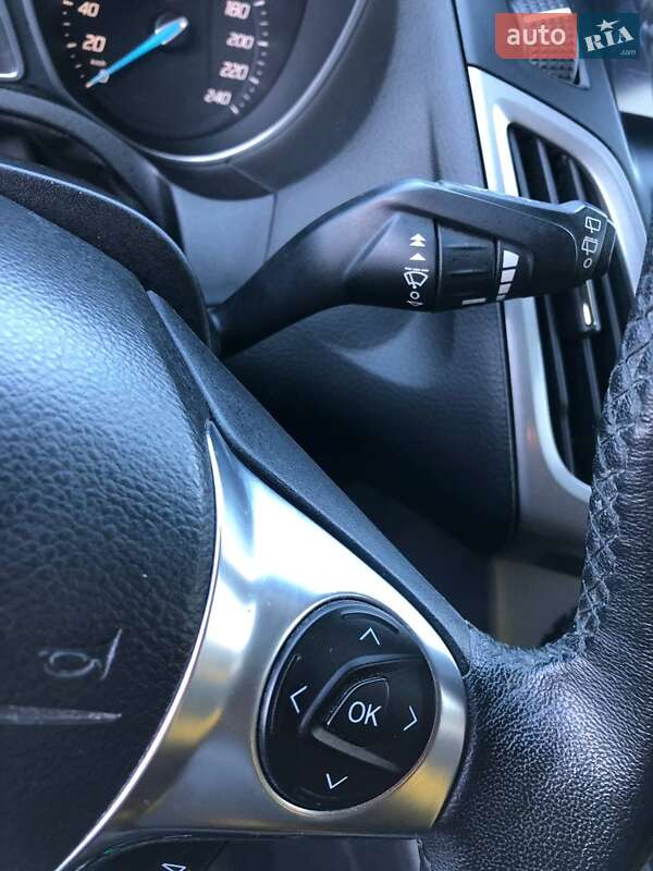 Хэтчбек Ford Focus 2012 в Николаеве