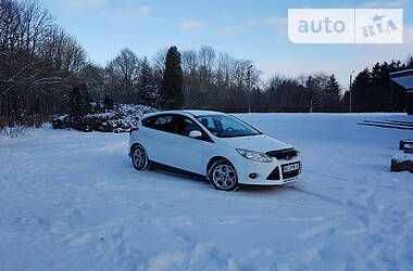 Хэтчбек Ford Focus 2011 в Бурштыне