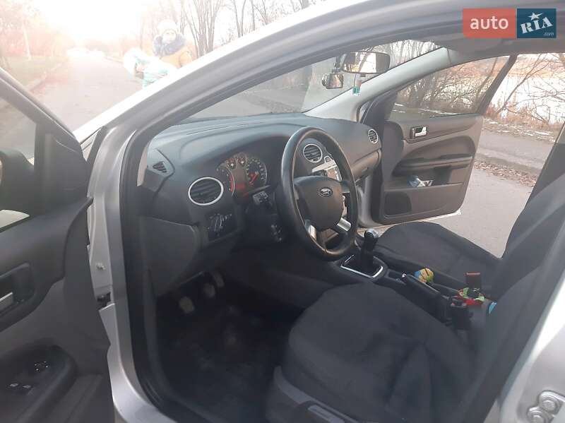 Седан Ford Focus 2007 в Смеле