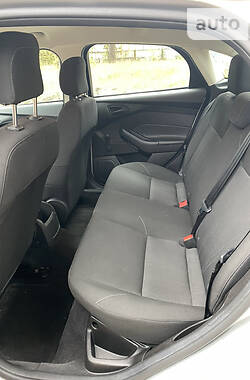 Седан Ford Focus 2016 в 