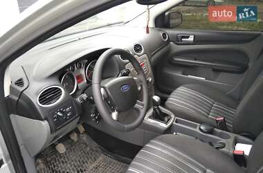 Хэтчбек Ford Focus 2008 в 