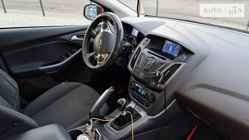 Универсал Ford Focus 2011 в Черновцах
