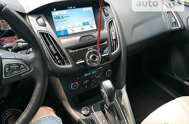Хэтчбек Ford Focus 2016 в 